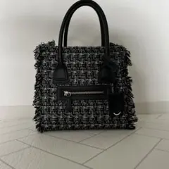 Item thumbnail for item 708419e3-841b-478b-a97b-673c73fd8684