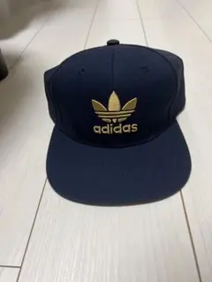adidas ネイビー キャップ