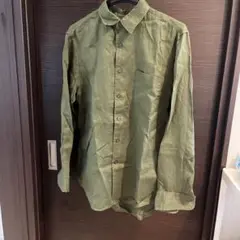 ユニクロ⭐︎オリーブグリーン 長袖シャツ 胸ポケット付き