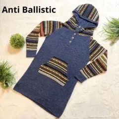 アンティバルリスティック　フード付きパーカー　ネイビー　長袖　柄入り　Mサイズ