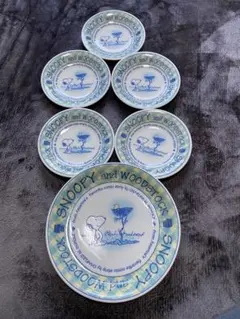 【新品.未使用】スヌーピーとウッドストック のお皿 大小　6枚セット　箱付き