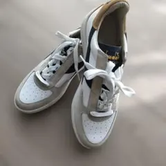 未使用　Diadora Heritage スニーカー 26.5cmのサムネイル