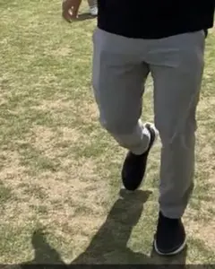 ヘリーハンセン グレー パンツ 夏用のサムネイル