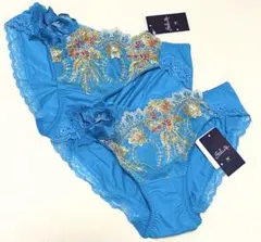 Item thumbnail for item 32661930-9492-4843-8ec5-c388ad455ad9