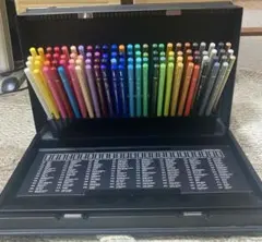 uni COLORED PENCIL 100色セット（黒のみ無し）のサムネイル