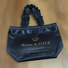 Maison de FLEUR フリルハンドル トートバッグ ネイビーのサムネイル