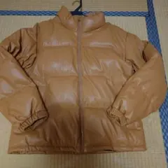 GUブラウン 合成皮革 ダウンジャケット