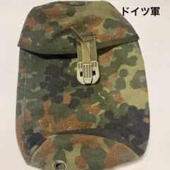 ドイツ連邦軍　ドイツ軍　実物　ポーチ　軍モノ　ミリタリー　水筒　小物入れ　迷彩のサムネイル