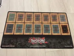 新品未使用　遊戯王 クラシック 公式プレイマット　 北米版 遊戯王 公式 GENESIS 旧遊戯王 クラシック プレイマット 北米版 - メルカリ