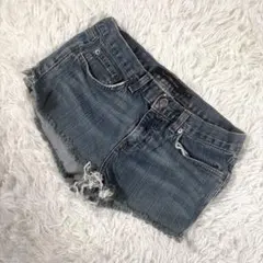 Item thumbnail for item b8918c17-3c72-45f3-adc3-52eb1f832851