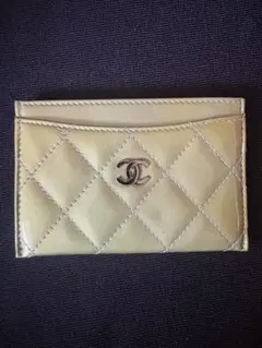 CHANEL メタリックキルティングラムスキン アイコン ウォレット CHANEL メタリックキルティングラムスキン アイコン ウォレット - メルカリ