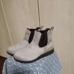 Item thumbnail for item 2a7bf39a-c980-4d7f-889f-988f4e6b3d20