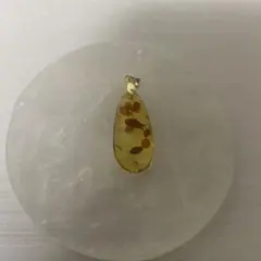 アンバー(琥珀) ペンダントトップ