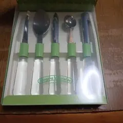 マ*リ様 Singing Vegetable フルーツナイフセットのサムネイル