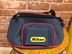【純正品】Nikon　カメラバッグ　ウエストポーチ　カメラケース　防水のサムネイル