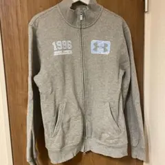 UNDER ARMOUR グレー ジップアップ　パーカー LG トップス　長袖