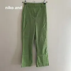 nikoandグリーンチェック フレアカジュアルパンツのサムネイル