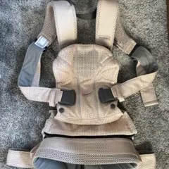 BABYBJÖRN 抱っこひも ベージュ メッシュ