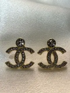 ロゴ ccマーク ヴィンテージ ストーンピアス ゴールド