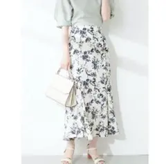 花柄 フレアスカート ロング丈 Lサイズのサムネイル