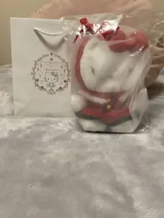 ザ、カハラホテル ハローキティ コラボ サンタぬいぐるみ オリジナルバッグ付き