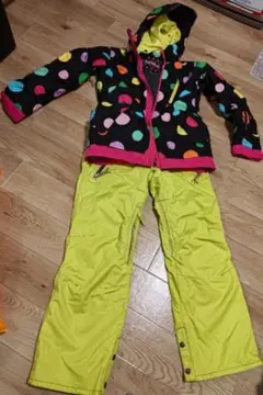 美品ESTIVO スノーボードウェア