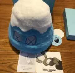 KAWS カウズ KAWS HOLIDAY JAPAN 富士山 ぬいぐるみ レア KAWS HOLIDAY JAPAN 'Mount Fuji Plush'ぬいぐるみ カウズ
