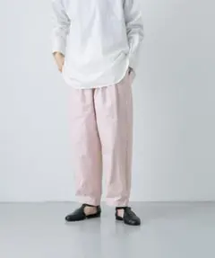 新品◆かぐれ◆カラーコクーンパンツ《PINK》アーバンリサーチ