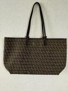 新品未使用 FENDI ズッキーノ ロールバッグ 美品 FENDI ズッキーノ ロールバッグ - メルカリ