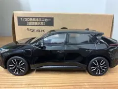 bz4X 1/30スケール ミニカー 黒 - メルカリ