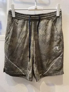 Champion CPFU ハニカム柄 ショートパンツ　メンズM カーキ色のサムネイル