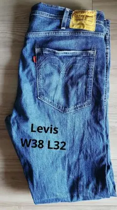 w38 l32
