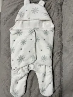 ベビーおくるみ スワドル 赤ちゃん 新生児 雪の結晶柄 くま耳