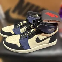 Nike Air Jordan 1 スニーカー ベージュ/ネイビー/ブラック