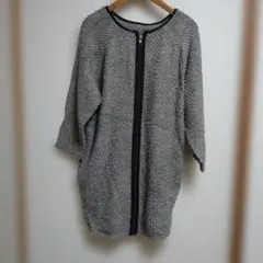 グレー ノーカラー ジャケット
