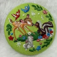 ディズニー刺繍缶バッジ バンビ