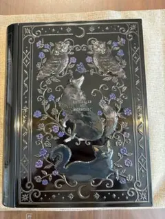 【カルディ】KALDI 魔法辞書カレンダー缶 2025アドベンテトカレンダー空缶