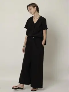 川上桃子さんコラボ　カデュネオールインワン　ブラック XS 美品！
