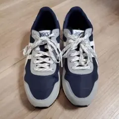 26.0cm　アシックス　スニーカー　TIGER RUNNER II