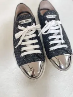 【27日までお値下げ中】miu miu ブラック スニーカー グリッター