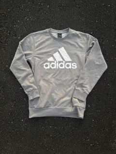 adidas クルーネック スウェット グレーのサムネイル