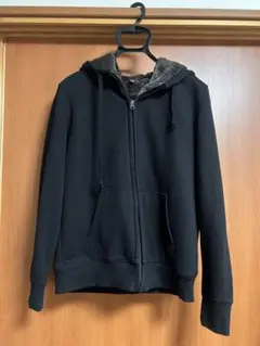 ★美品！ユニクロ　レディース　フード付き　フルジップ　裏ボアパーカー　Lサイズ