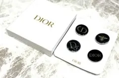 ⓋDIOR　ノベルティ　ピンバッジ　4点セットのサムネイル