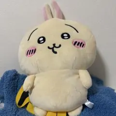 ちいかわ うさぎのぬいぐるみ クリーム色