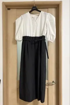 MOGA パフスリーブ　上品ワンピースのサムネイル