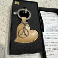 お値下げ致します☆【メルセデス・ベンツ】ベージュレザーハート型キーリング☆