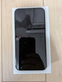 iPhone 11 64GB ホワイト SIMフリー 箱付き　即日発送