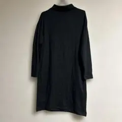 ユニクロ　ブラック モックネック ニットワンピース