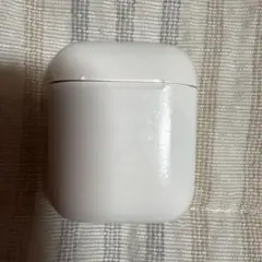 動作品　AirPods 第2世代 ケースのみ A1602