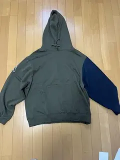 TBKB フード付きパーカー オリーブグリーンのサムネイル